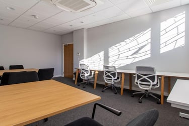 1 bed studio, West Street, Devonshire Green, Sheffield, S14FD - Image 11